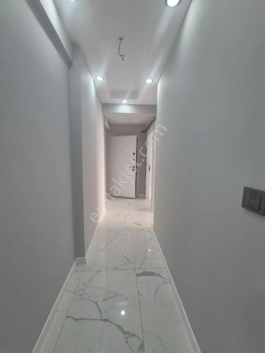 Au Çamlıca Mah. Tombakzade Blv. Yakını 1+1 Fırsat Apart — fotoğraf 20