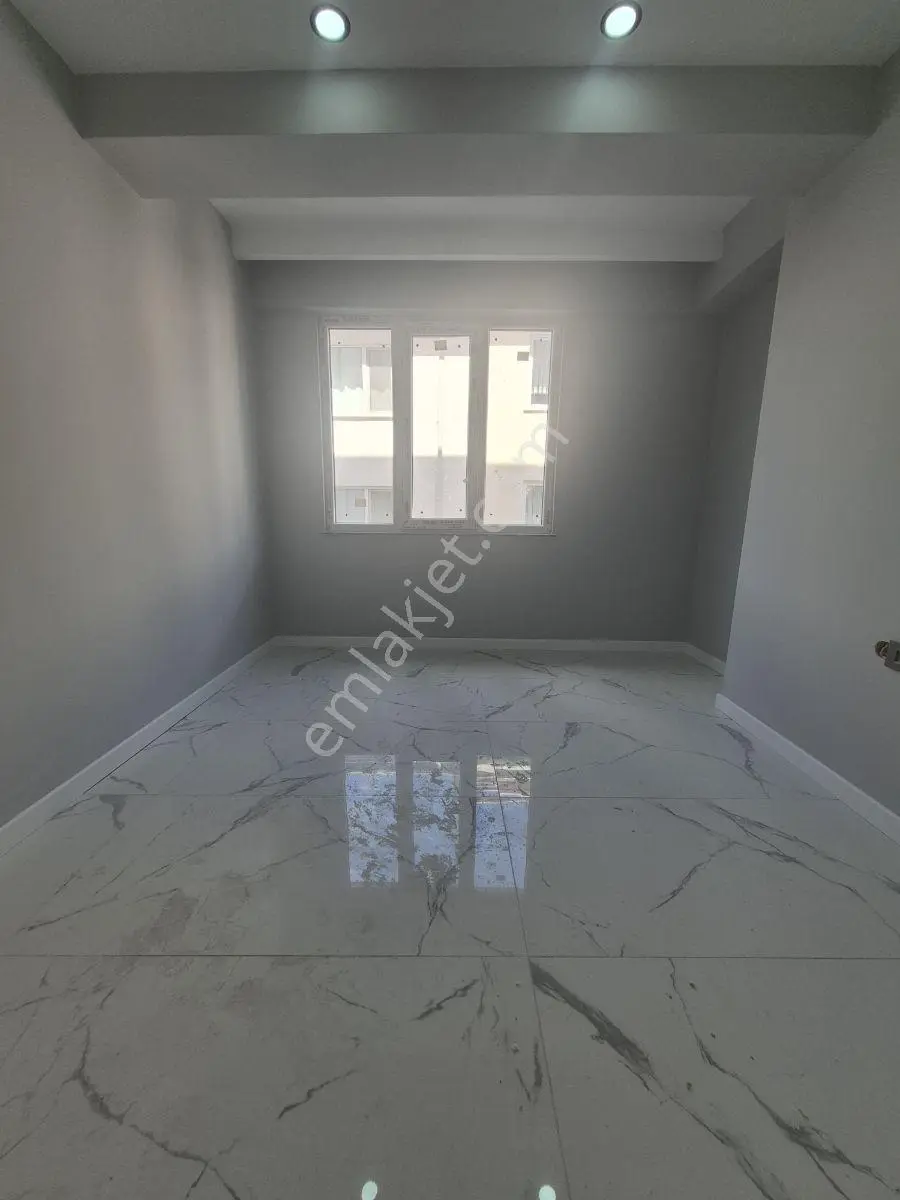 Au Çamlıca Mah. Tombakzade Blv. Yakını 1+1 Fırsat Apart — fotoğraf 22