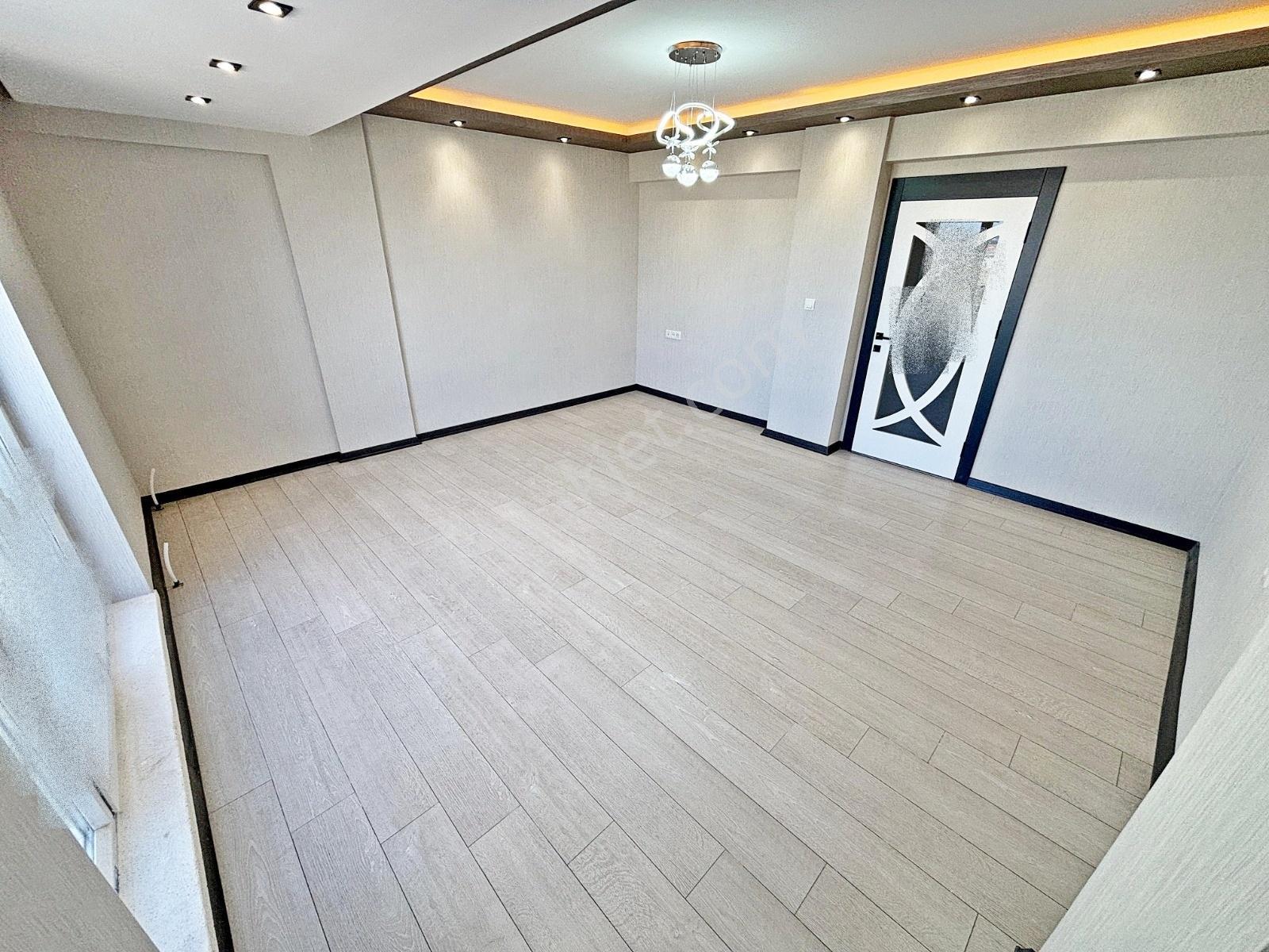 Yuvam'dan İskanlı Merkezi Konumda Acil Satılık 3+1 Sıfır Daire!! — fotoğraf 10