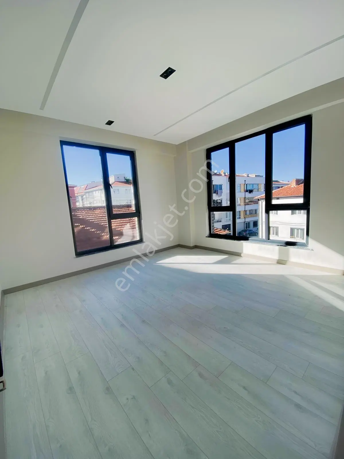 Au-şirintepe Mh.anadolu Üni.yakını Köşe Bina 2+0 Lüx Apart Daire — fotoğraf 3