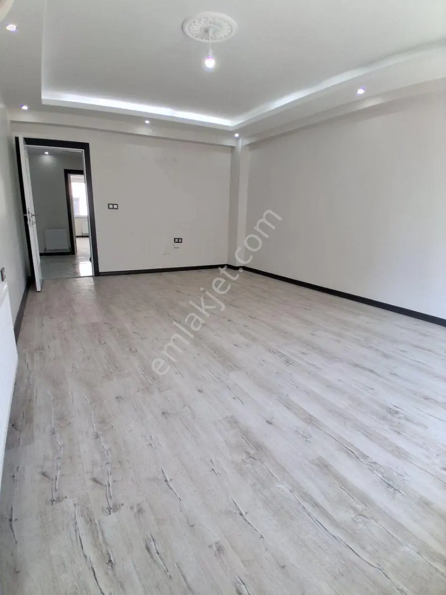 Ar-042 Çamlıca Mah. 3+1 160m2 Birlik Cd. Yanı Fırsat Daire — fotoğraf 8