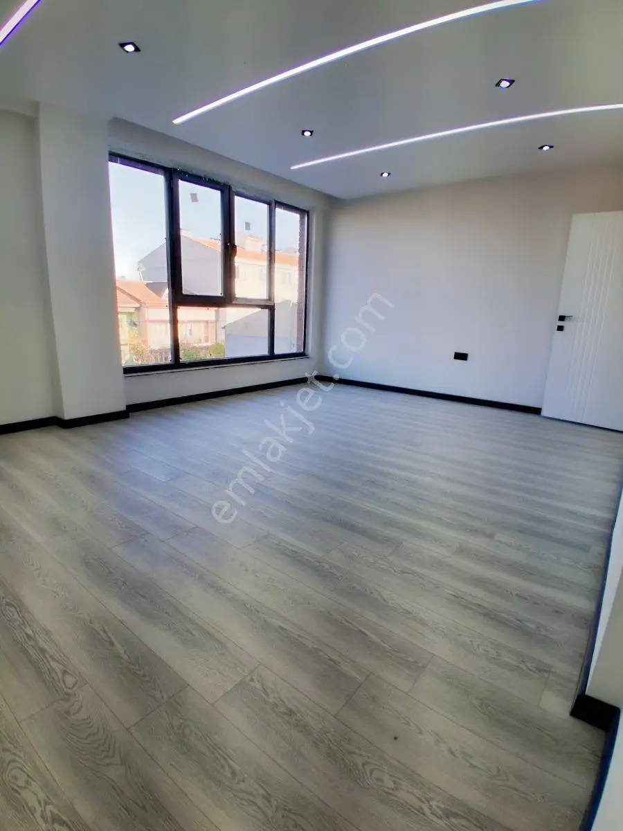Ar-054 Şirintepe Mah. 3+1 140m2 Yunus Emre Spor Kompleksi Yakını — fotoğraf 5