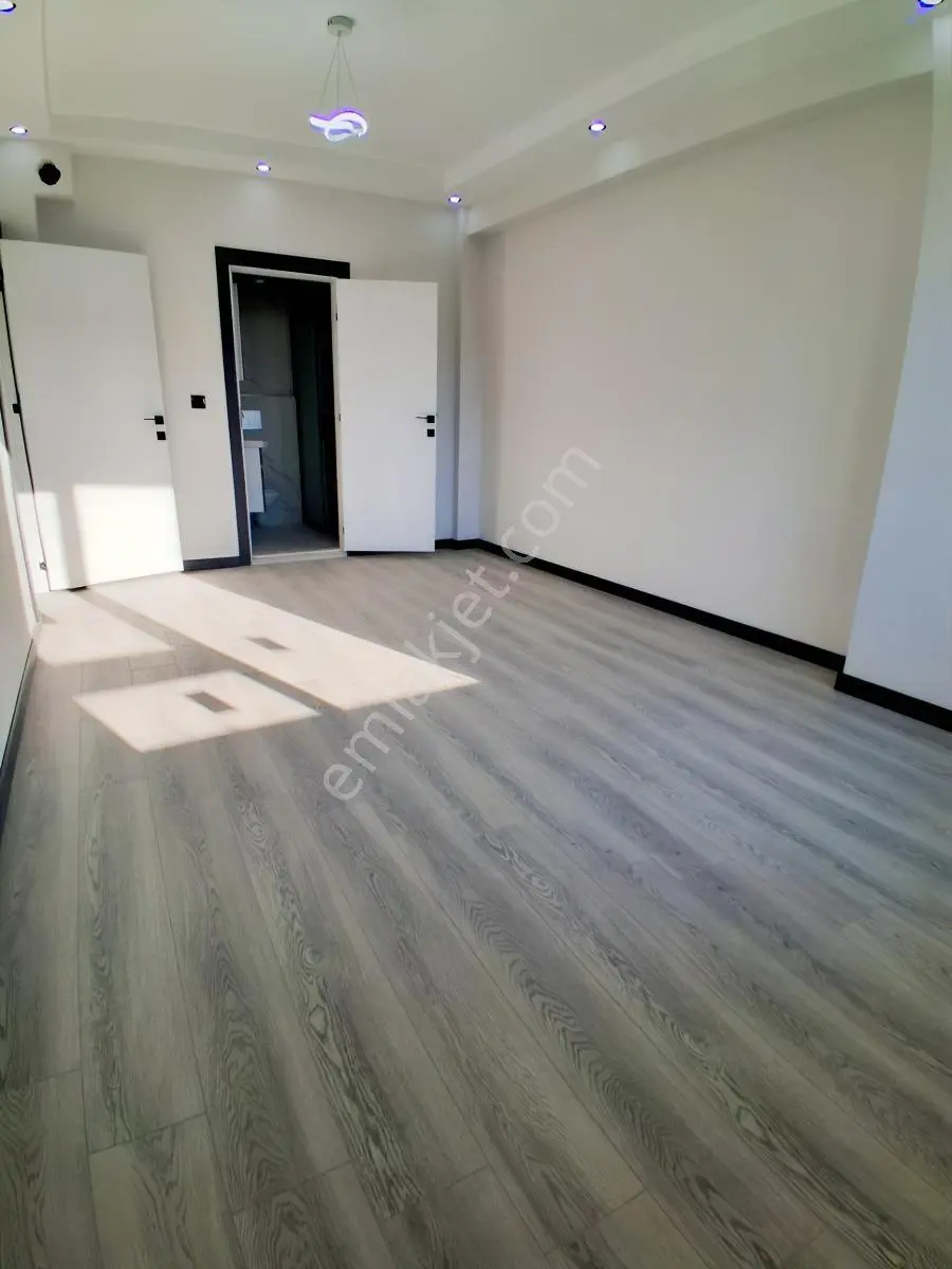 Ar-054 Şirintepe Mah. 3+1 140m2 Yunus Emre Spor Kompleksi Yakını — fotoğraf 11