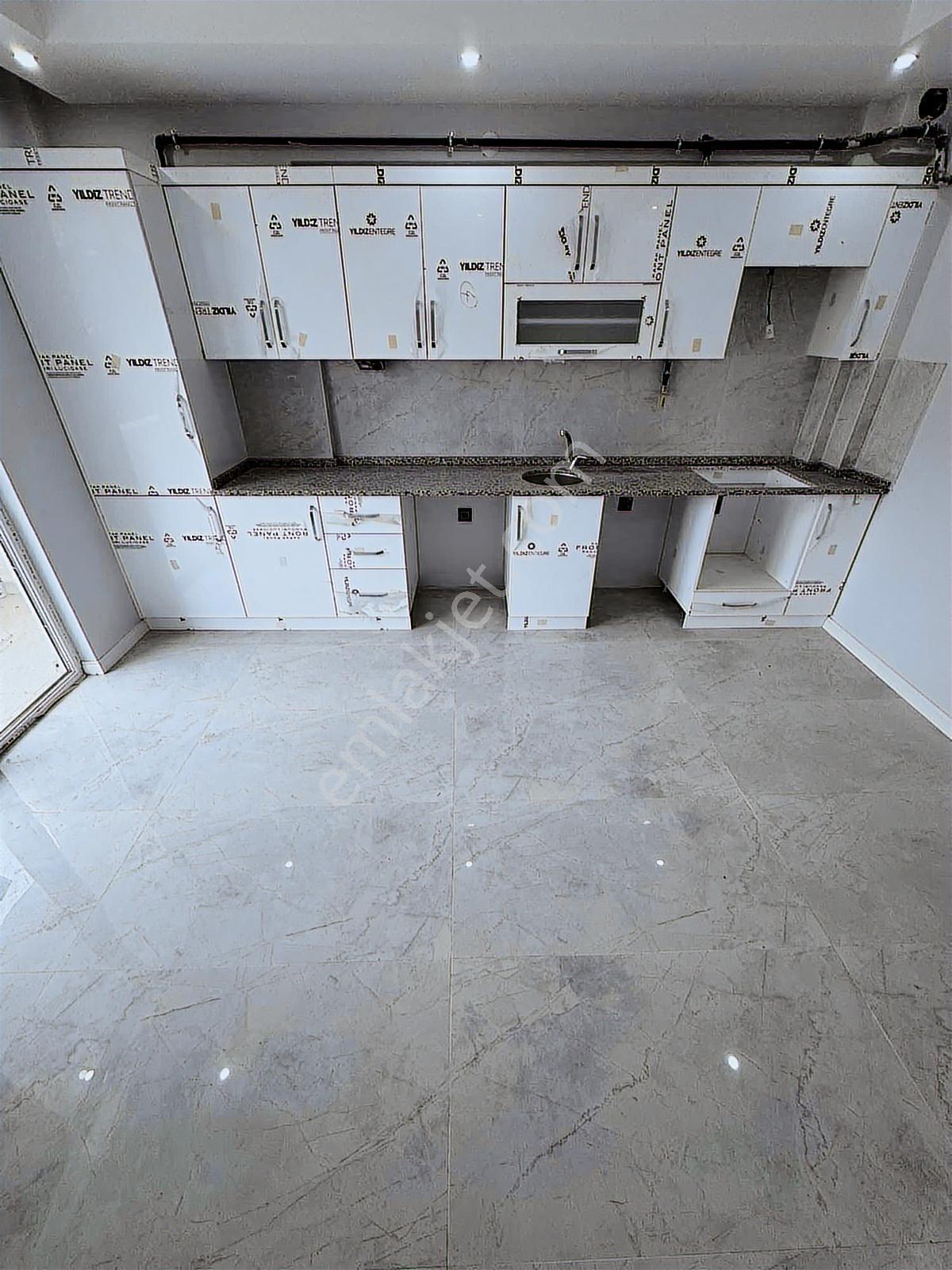 Ad-Desticiler 71 Evler Şehir Hst Yakın 3+1 Kullanışlı Daire
