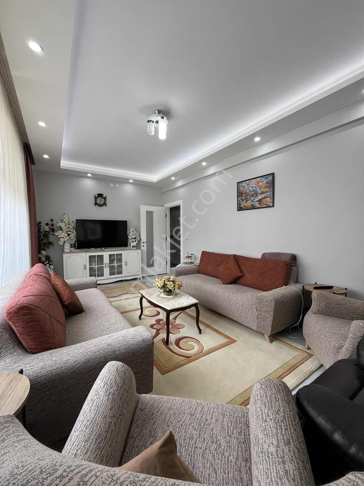 Lt-vadişehir'in En Merkezi Lokasyonunda Geniş 2+1 Lüx Daire — fotoğraf 6