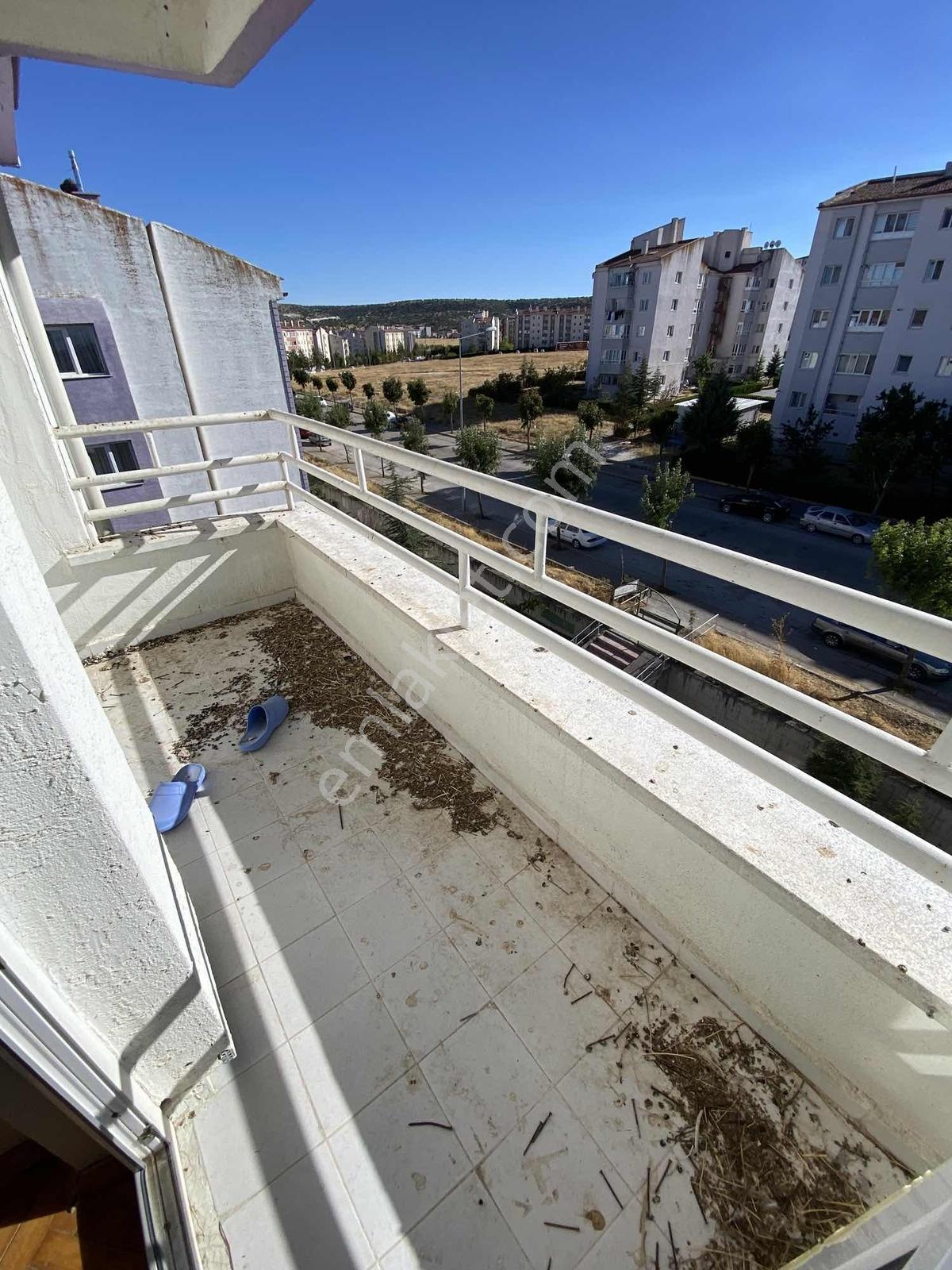 Au-75.yıl Mahallesi Bilge-2 Sitesinde Ferah Yaşam Satılık 2+1 — fotoğraf 5
