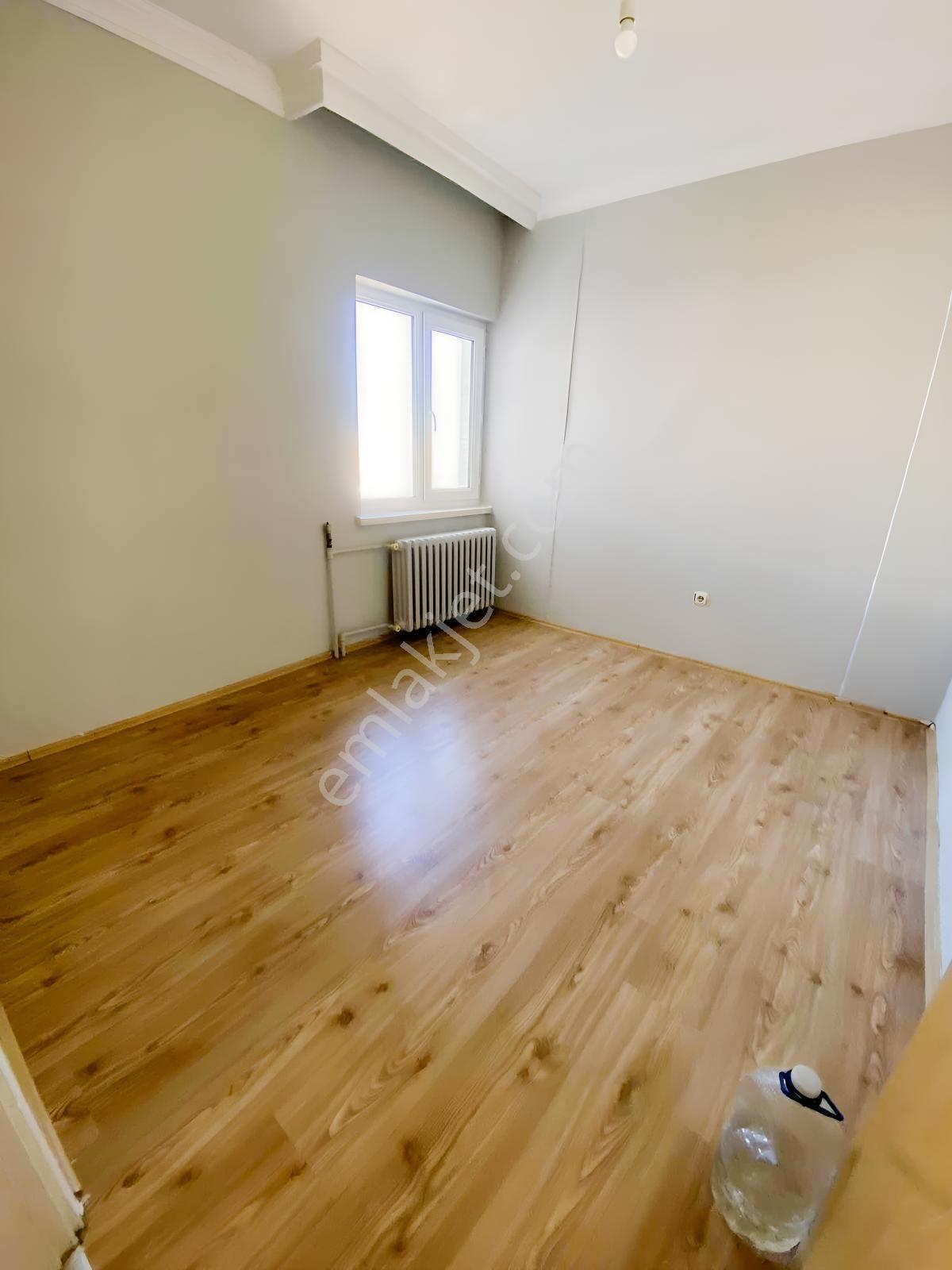 Au-75.yıl Mahallesi Bilge-2 Sitesinde Ferah Yaşam Satılık 2+1 — fotoğraf 11