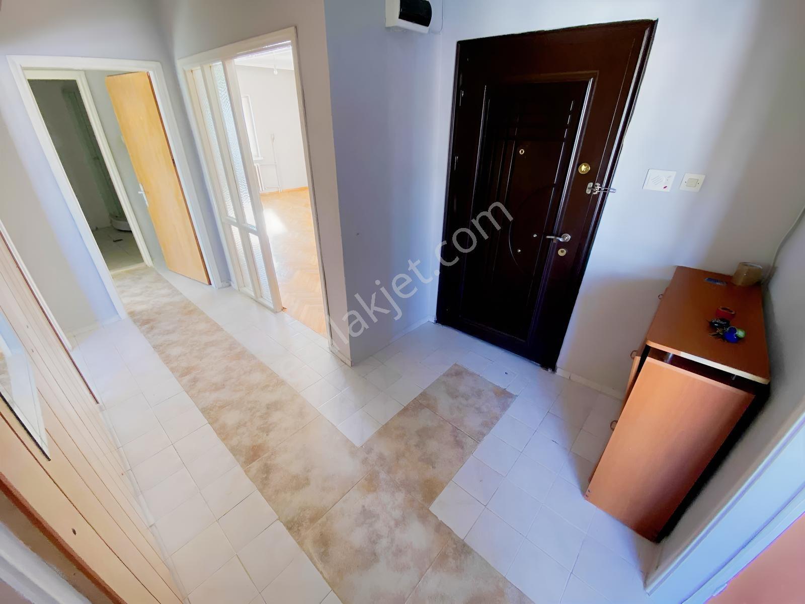 Au-75.yıl Mahallesi Bilge-2 Sitesinde Ferah Yaşam Satılık 2+1 — fotoğraf 16