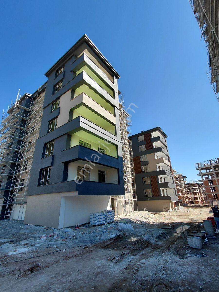 Lt-yaşar Kemal Bulvarı Site İçi Aralık Teslim 2+1 Daireler — fotoğraf 2