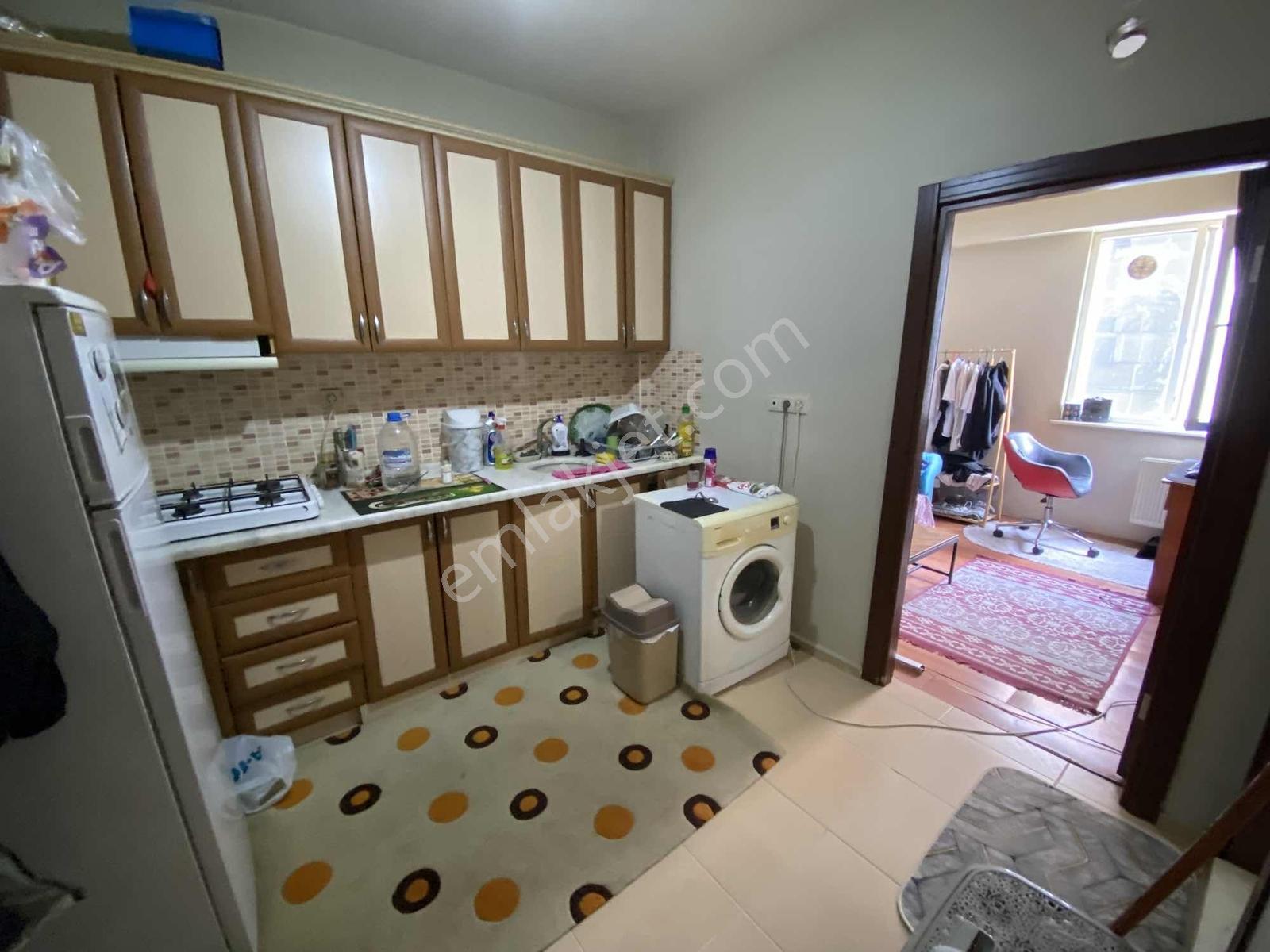 Au-yenibağlar Mahallesi Karargah Sokakta Asansörlü 1+1 Daire — fotoğraf 6