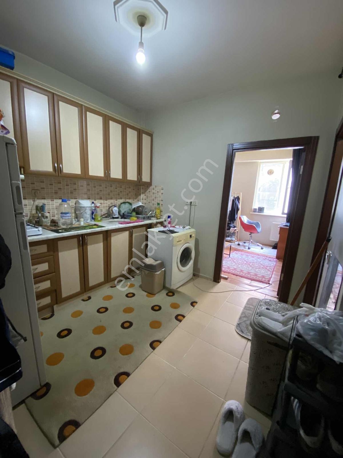 Au-yenibağlar Mahallesi Karargah Sokakta Asansörlü 1+1 Daire — fotoğraf 7