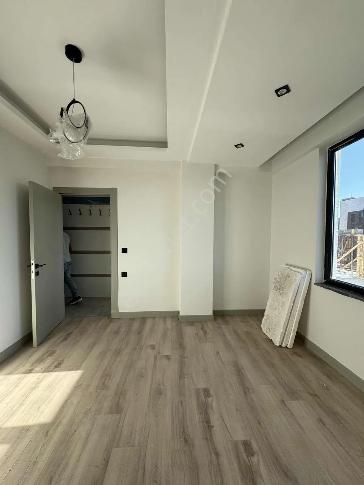 Eı-şirintepe Mah Ebeveyn Banyolu 100 Mt2 2+1 Daire — fotoğraf 12