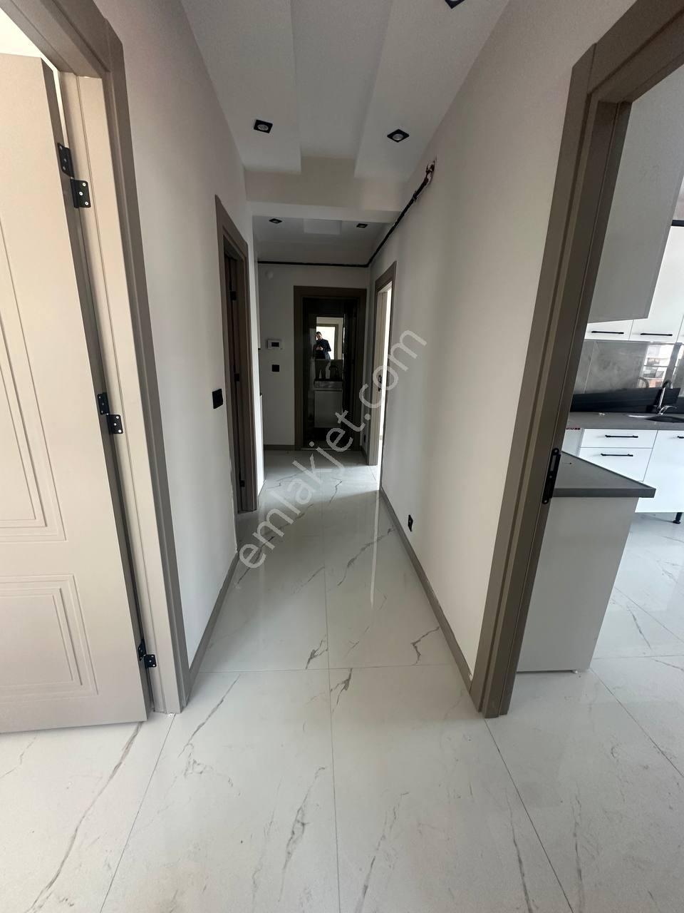 Md-desticiler Havuz Manzaralı, Lüks Site İçerisinde Satılık 2+1! — fotoğraf 15