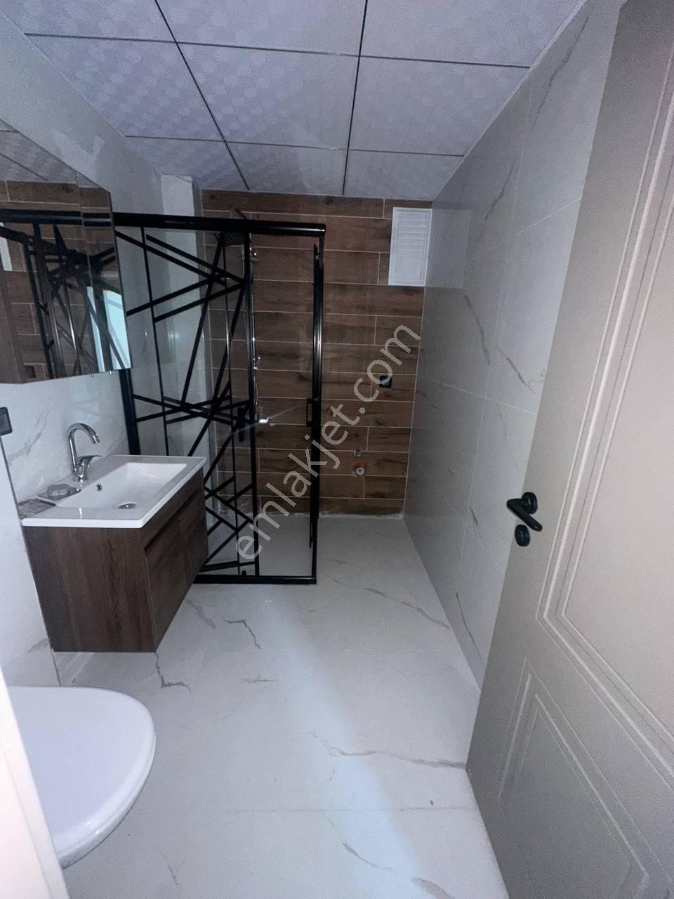 Md-desticiler Havuz Manzaralı, Lüks Site İçerisinde Satılık 2+1! — fotoğraf 16