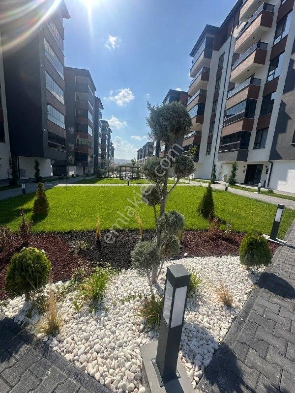 Md-desticiler Havuz Manzaralı, Lüks Site İçerisinde Satılık 2+1! — fotoğraf 22