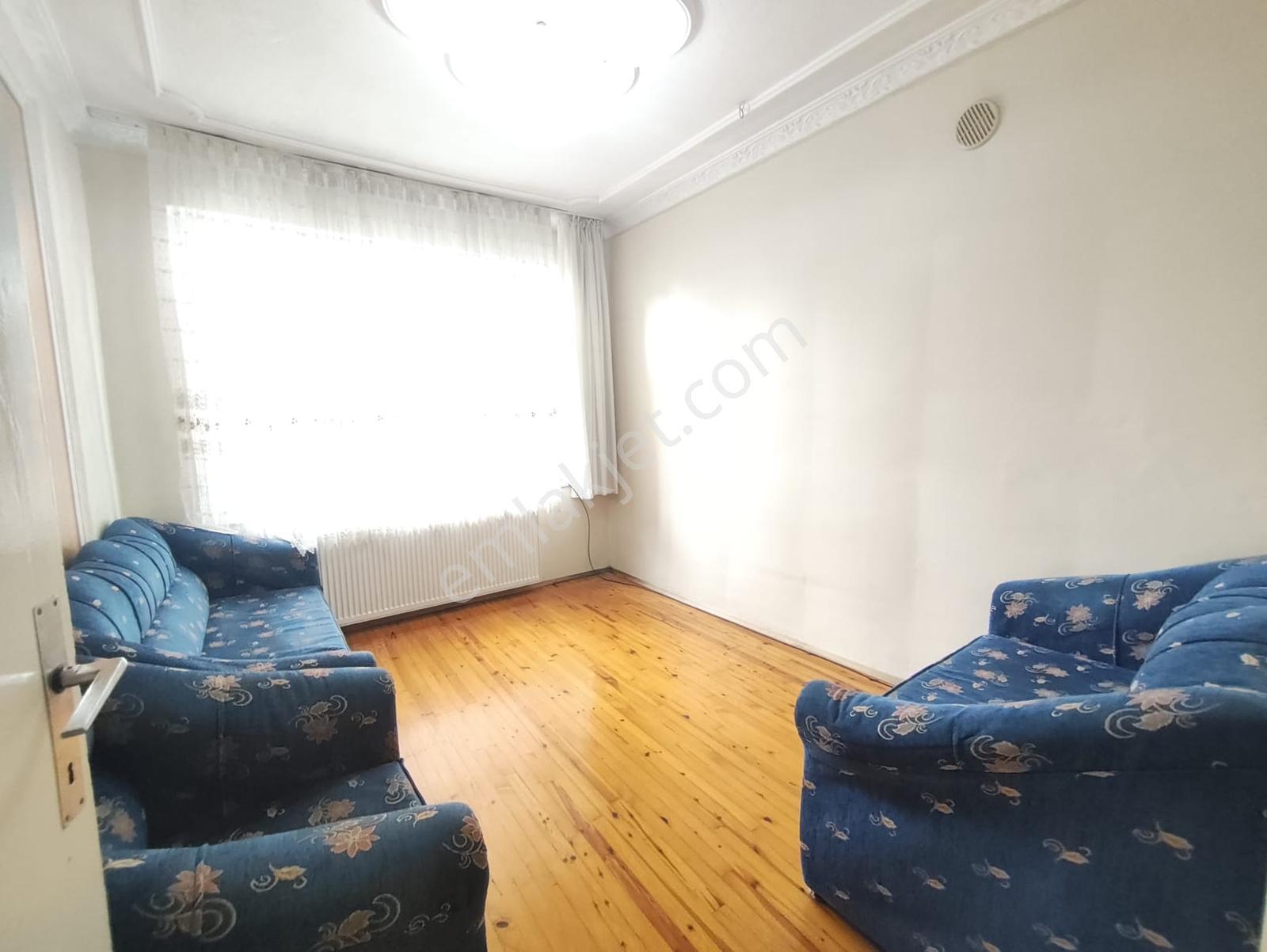 Şehrin Merkezinde 3+1 Bakımlı Satılık Daire — fotoğraf 3