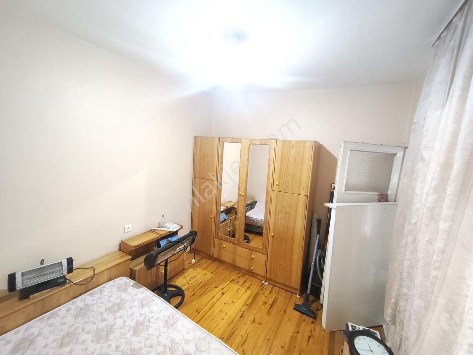 Şehrin Merkezinde 3+1 Bakımlı Satılık Daire — fotoğraf 5