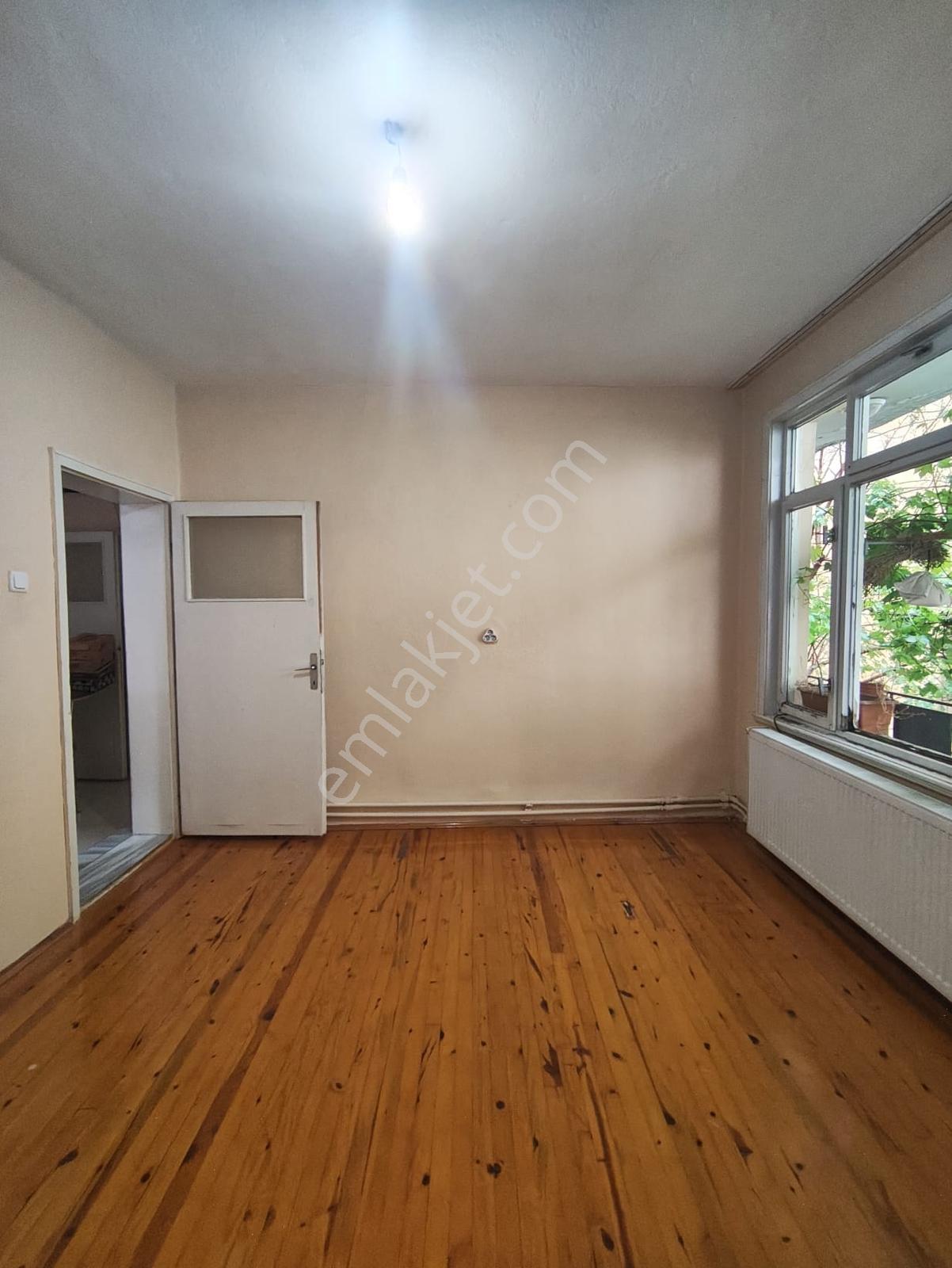 Şehrin Merkezinde 3+1 Bakımlı Satılık Daire — fotoğraf 12