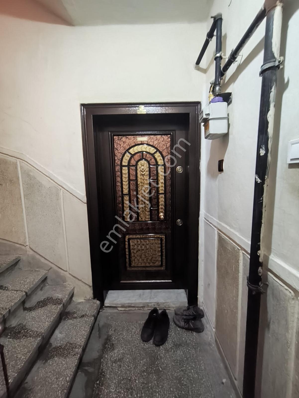 Şehrin Merkezinde 3+1 Bakımlı Satılık Daire — fotoğraf 17