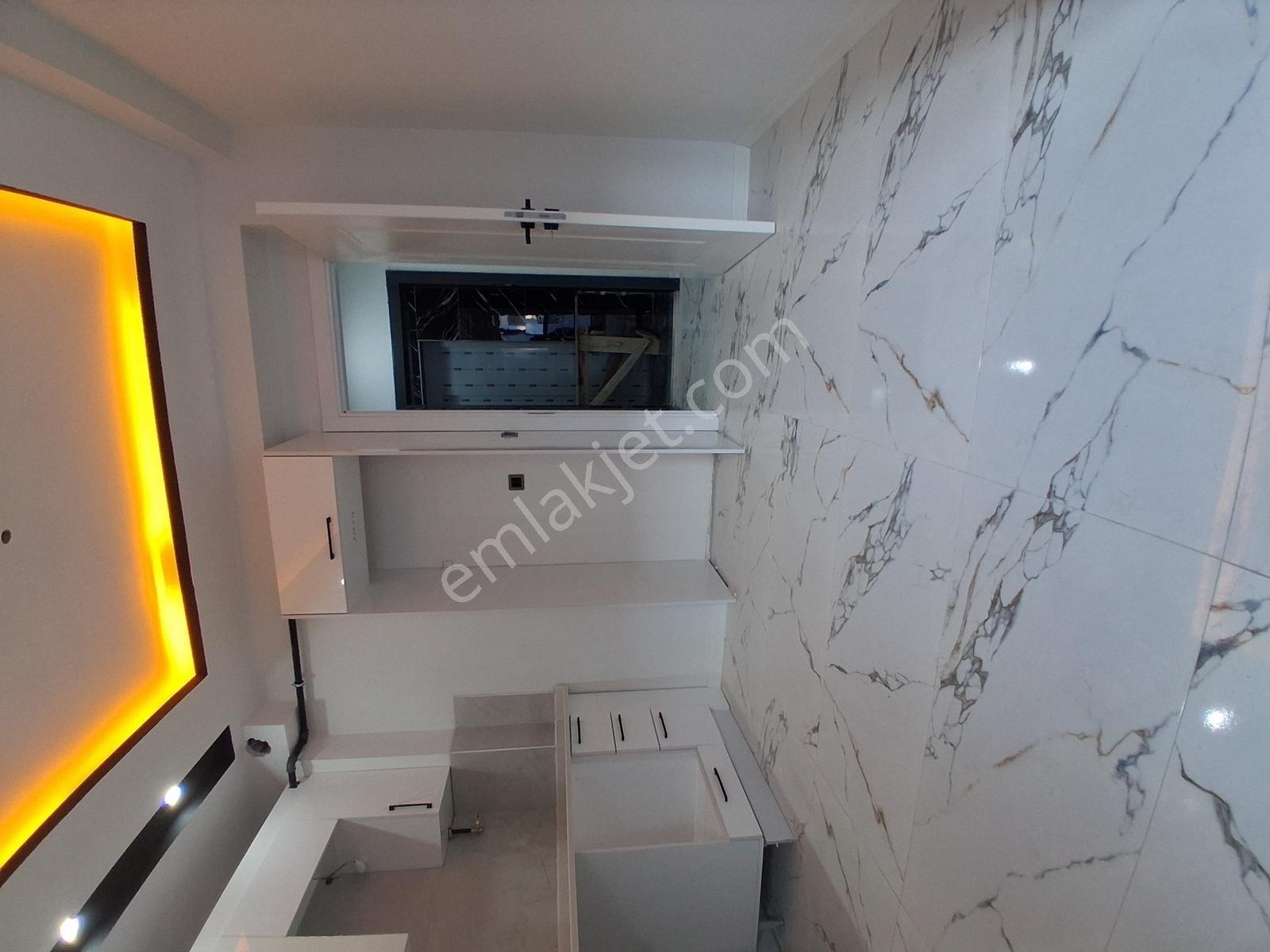 Ar-041 Esentepe Mah.2+1 100m2 Emniyet Yakını Ebeveyn Banyolu — fotoğraf 4