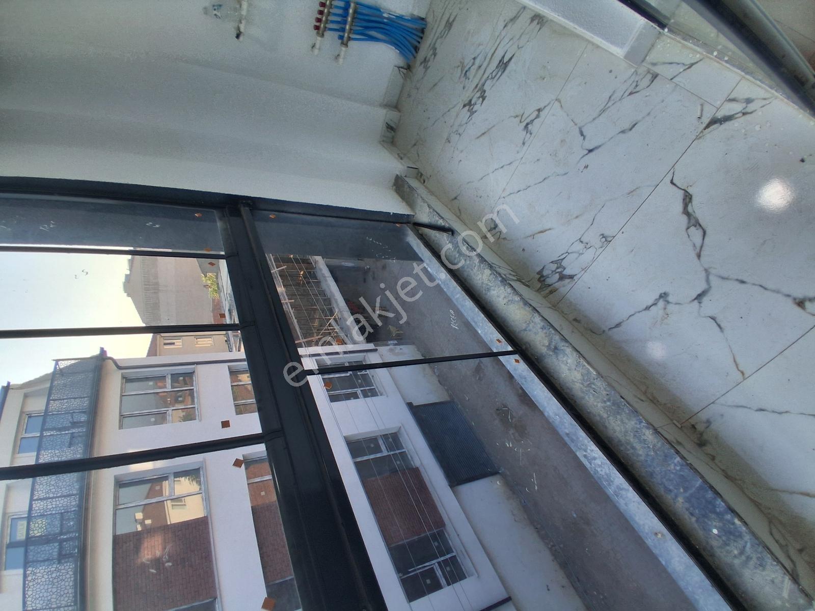 Ar-041 Esentepe Mah.2+1 100m2 Emniyet Yakını Ebeveyn Banyolu — fotoğraf 5