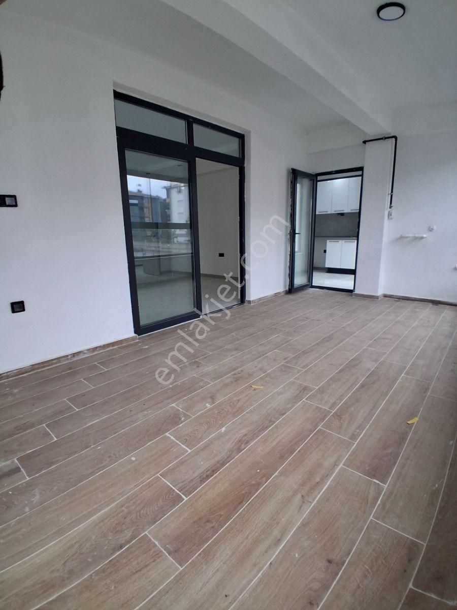 Ar-049 Emek Mah. 3+1 155m2 Yaşar Kemal Blv. Yakını Lüks Havuzlu — fotoğraf 6