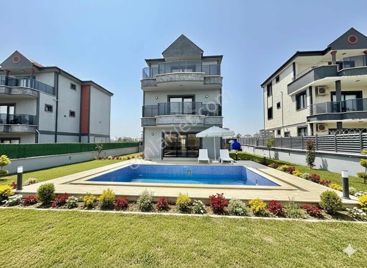 ▃▅▇seta Grup▇▅▃geniş Bahçeli~ Havuzlu~iskanlı~eşyalı~lüks Villa — fotoğraf 4