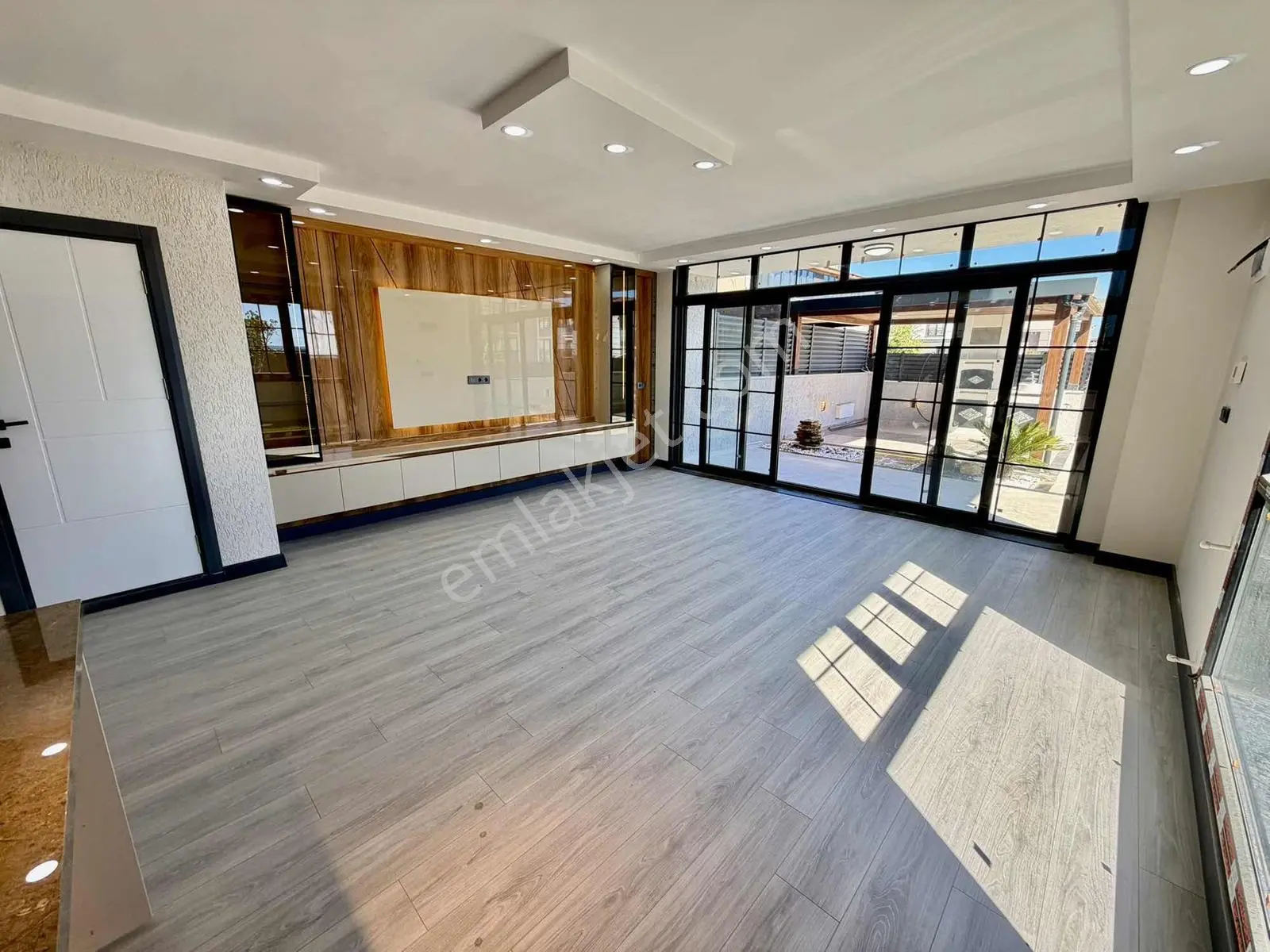 ▃▅▇seta Grup▇▅▃ Çardaklı Geniş Bahçeli Lüks Villa Sizlerle — fotoğraf 12