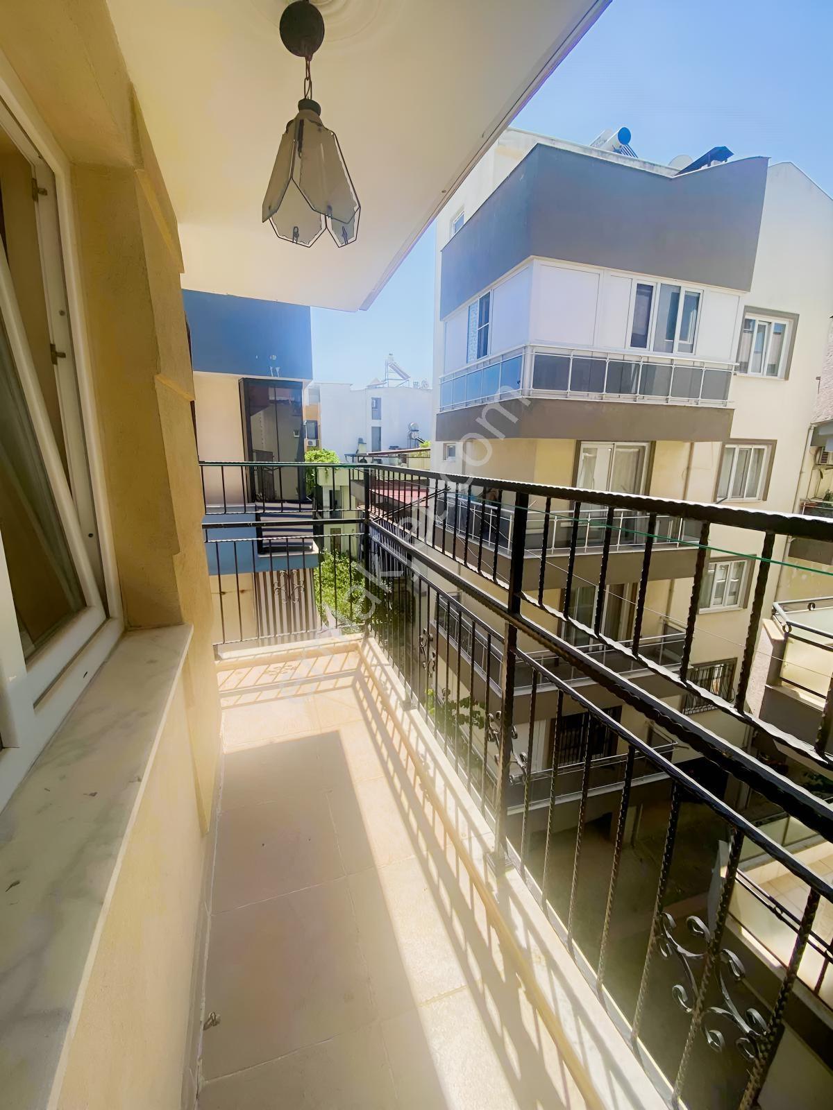 Girne Mahallesinde Satılık 2+1 Daire — fotoğraf 13