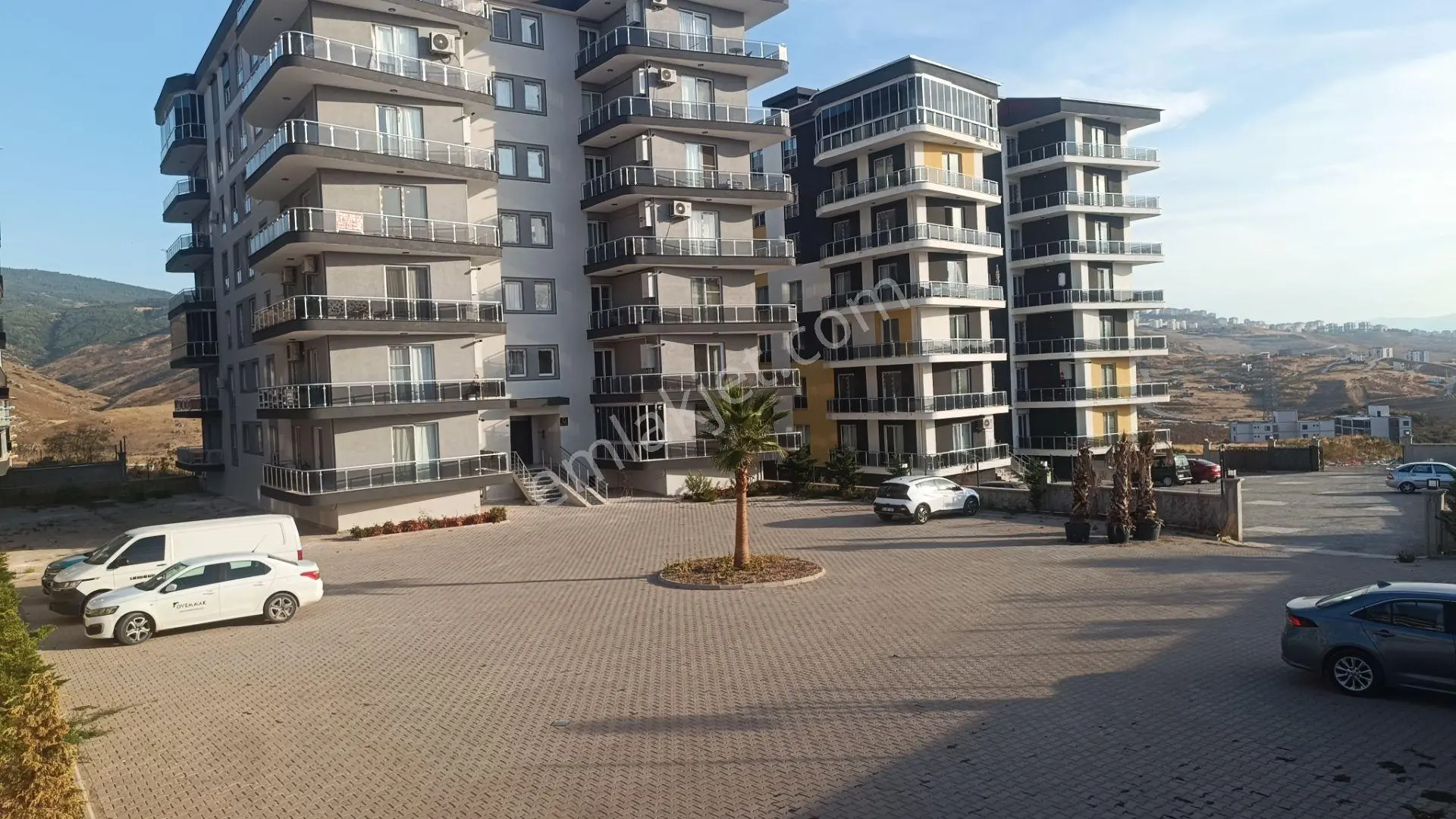 İstiklal Mahallesi Satılık 3+1 Geniş Ve Bakımlı Daire — fotoğraf 5