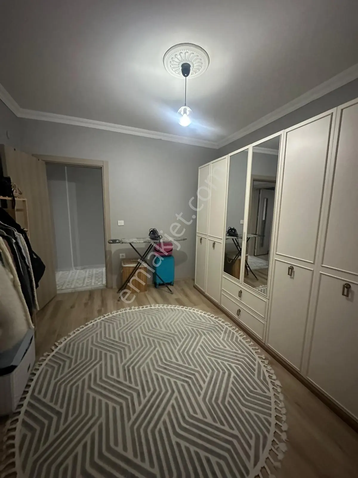 İstiklal Mahallesi Satılık 3+1 Geniş Ve Bakımlı Daire — fotoğraf 10