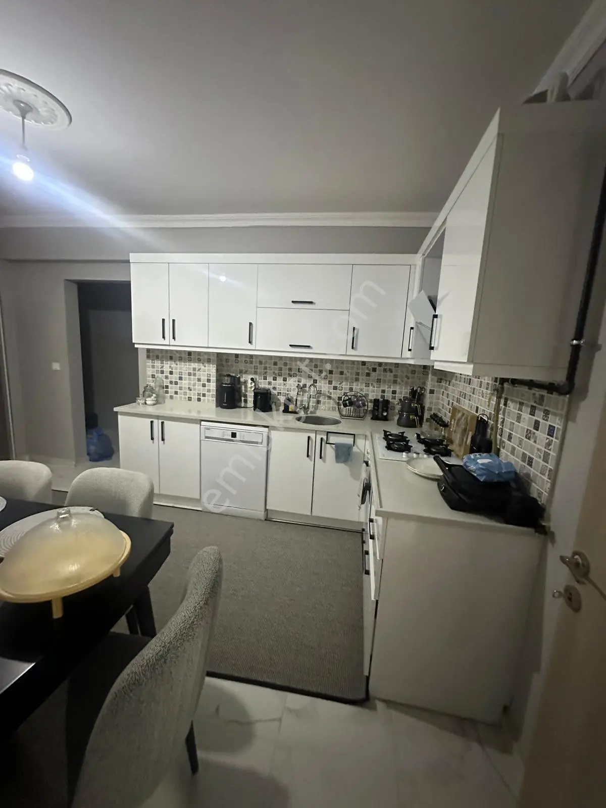 İstiklal Mahallesi Satılık 3+1 Geniş Ve Bakımlı Daire — fotoğraf 13