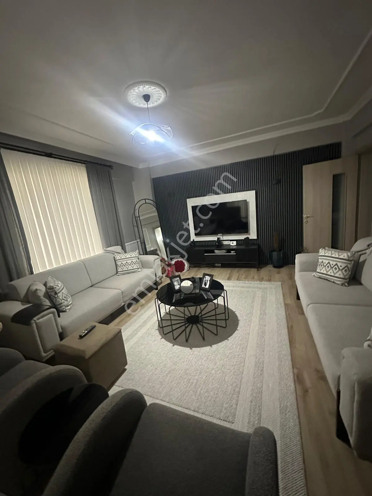 İstiklal Mahallesi Satılık 3+1 Geniş Ve Bakımlı Daire — fotoğraf 19