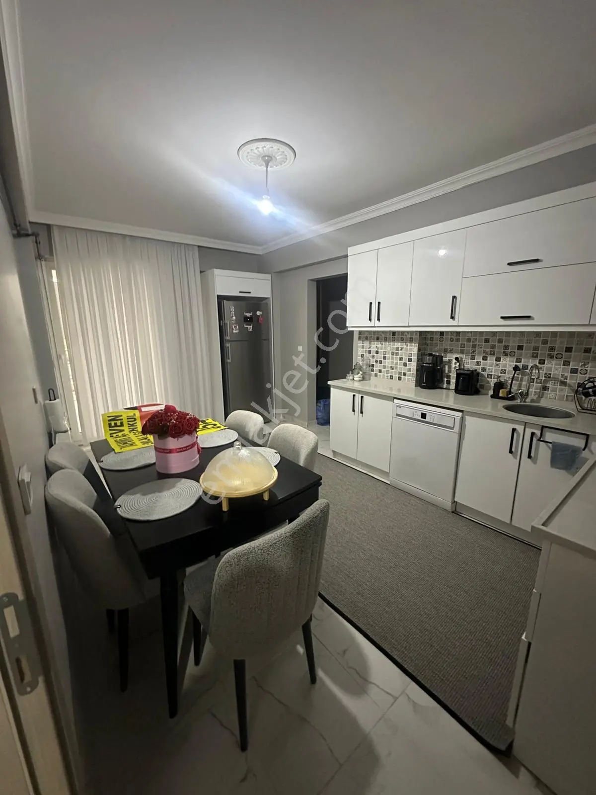 İstiklal Mahallesi Satılık 3+1 Geniş Ve Bakımlı Daire — fotoğraf 21