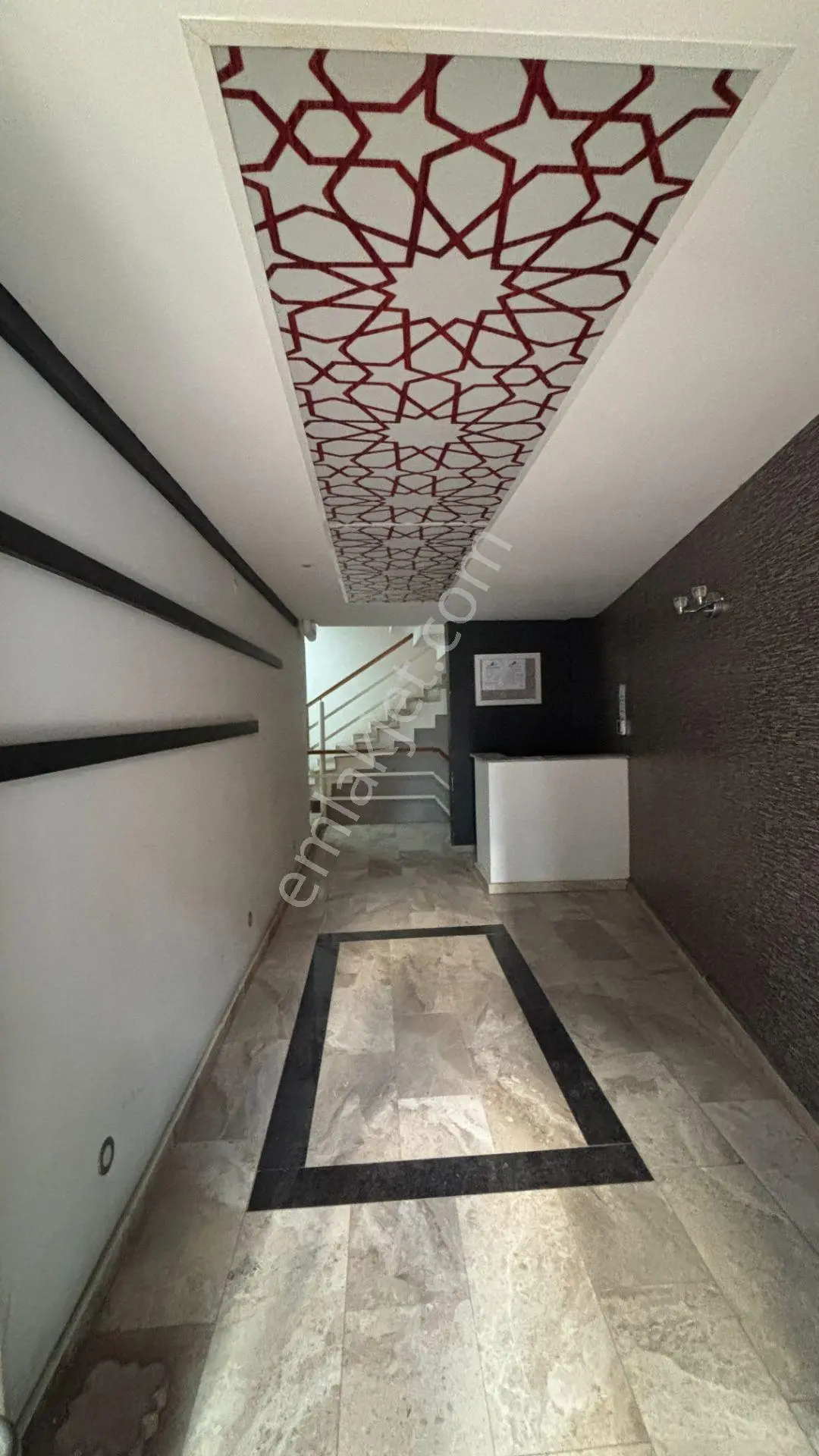 Nef Yürüme Mesafesinde Arakat - Geniş Hol 1+1=55m2 Satılık Fırsat Daire — fotoğraf 2