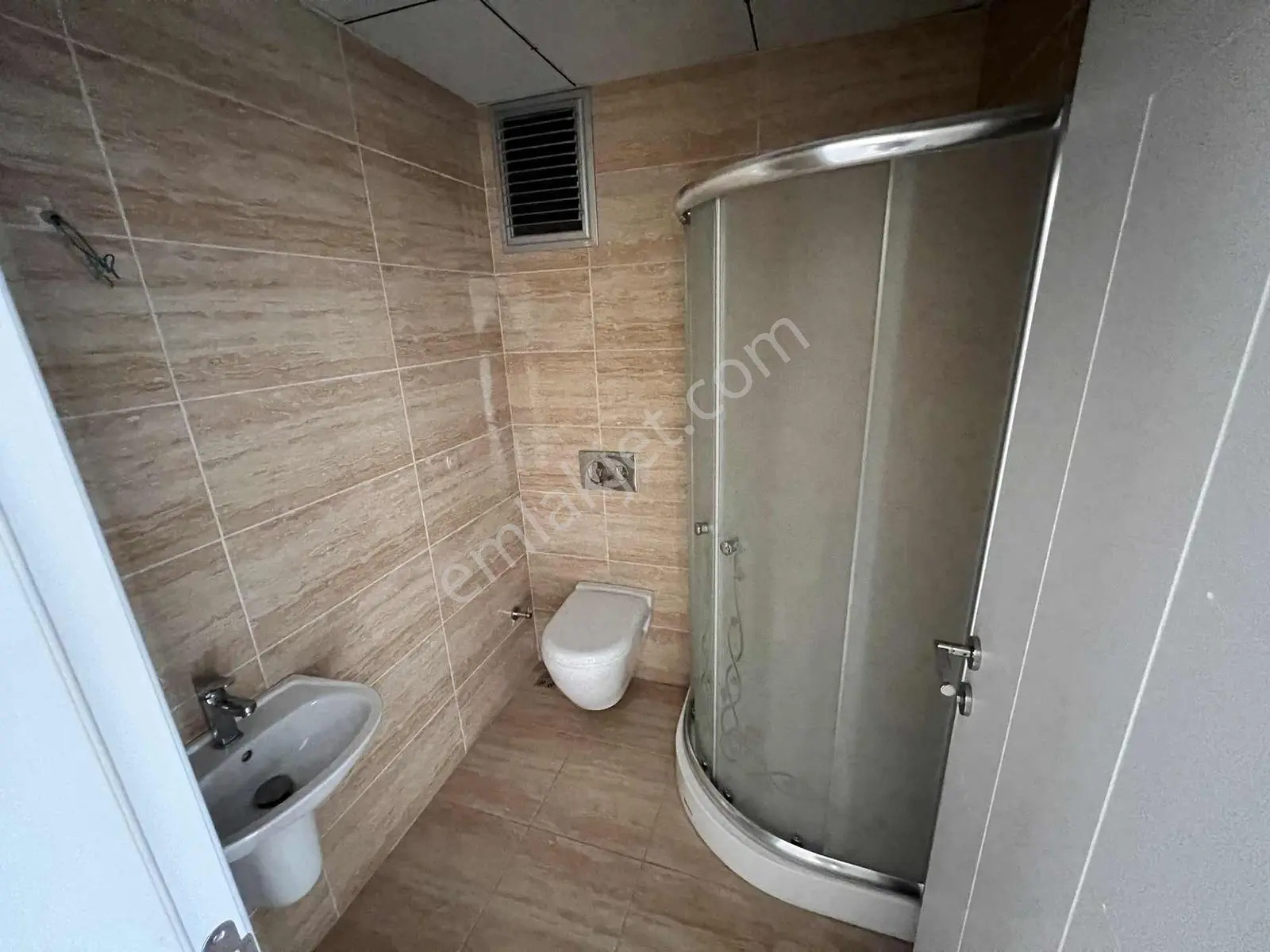 Trabzon Yalıncak Anayolda Satılık 3+1 — fotoğraf 30