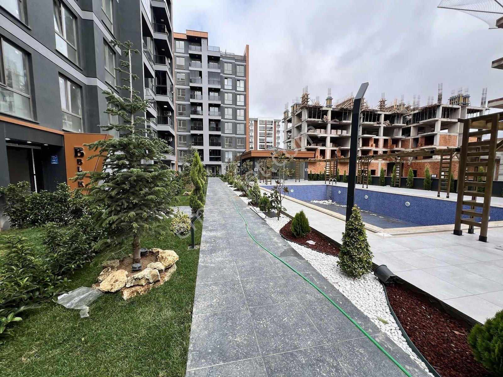 Redstone'den Uysal Via Palazzo Projesinde Satılık 2+1 Daire — fotoğraf 2