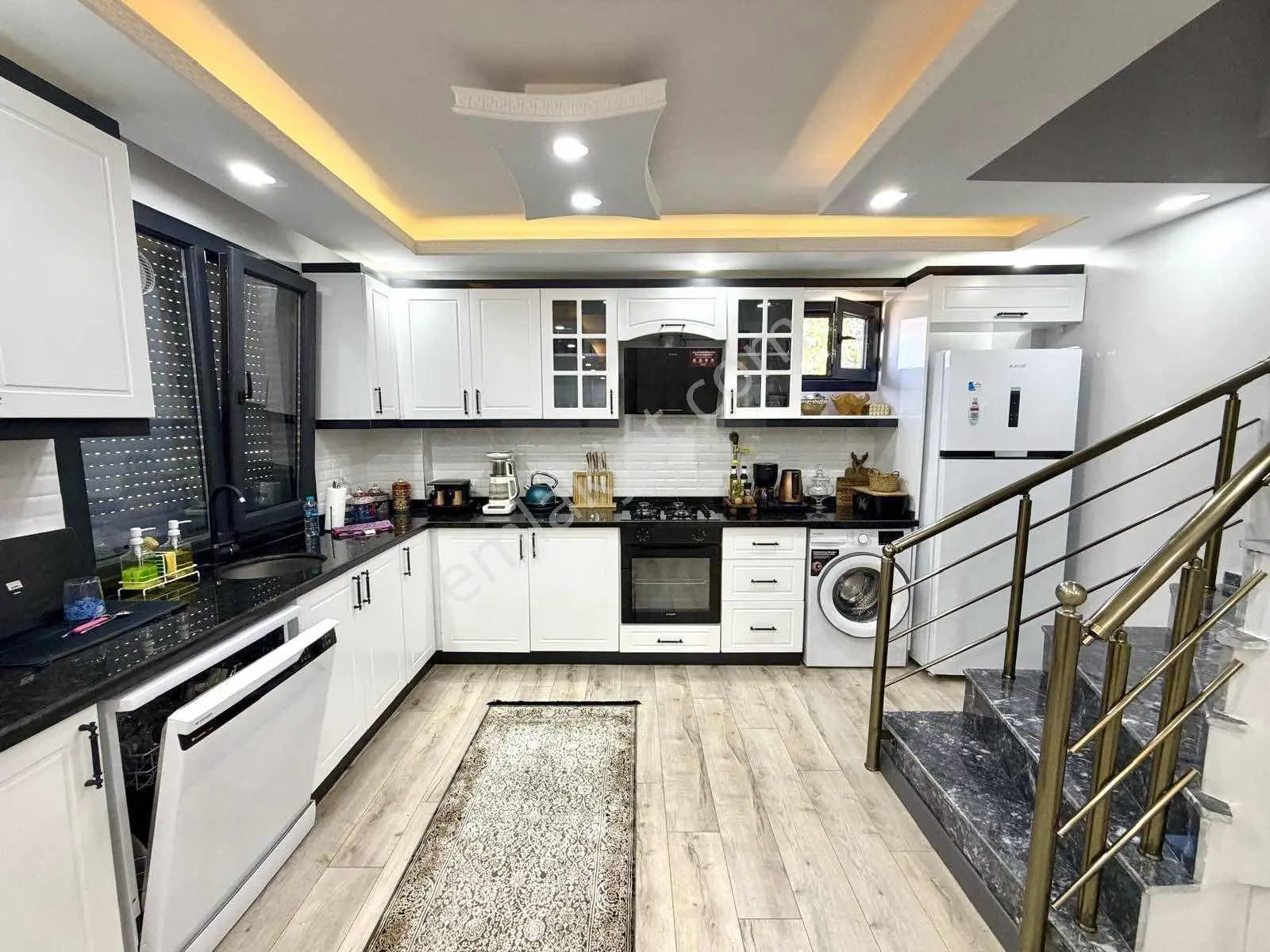 ▃▅▇seta Grup▇▅▃ Denize 150 Metre Geniş Yola Cepe K.p Bağlı İskan — fotoğraf 29