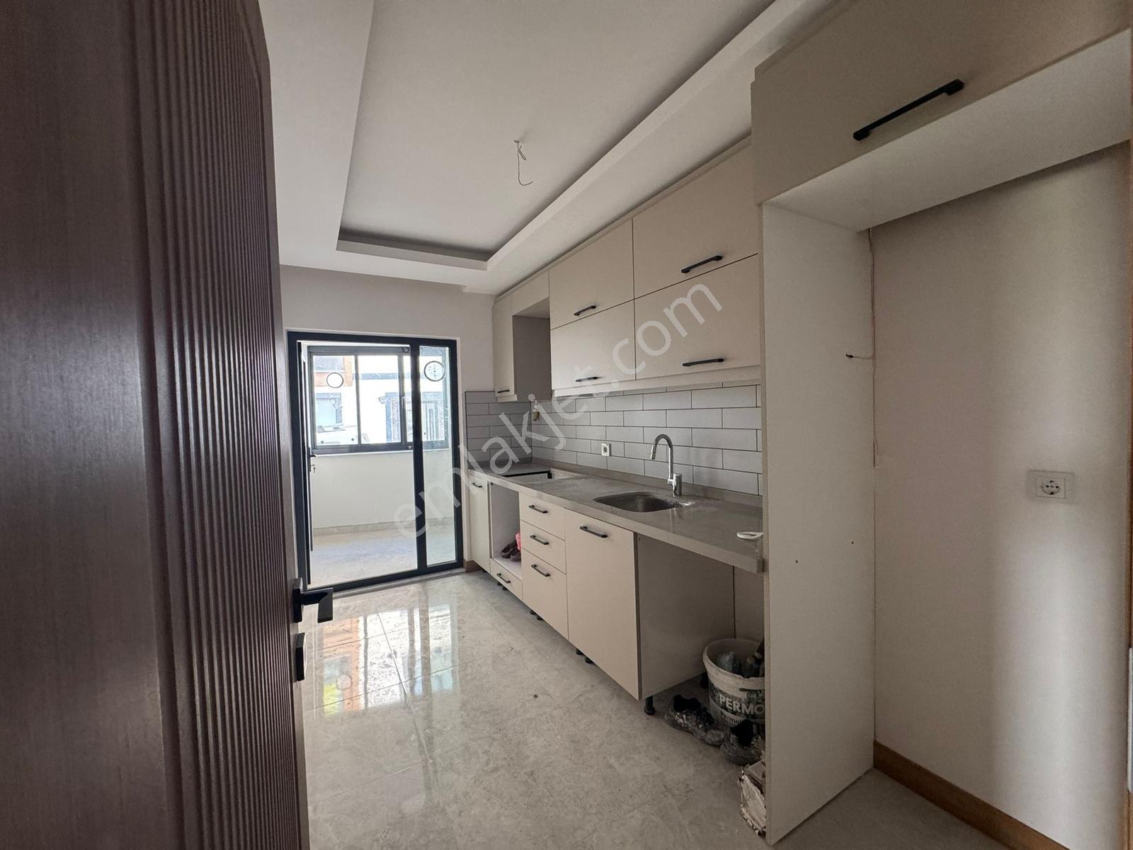 Bandırma Mavi Emlaktan Yeni Mahallede 2+0 Satılık Daire — fotoğraf 2