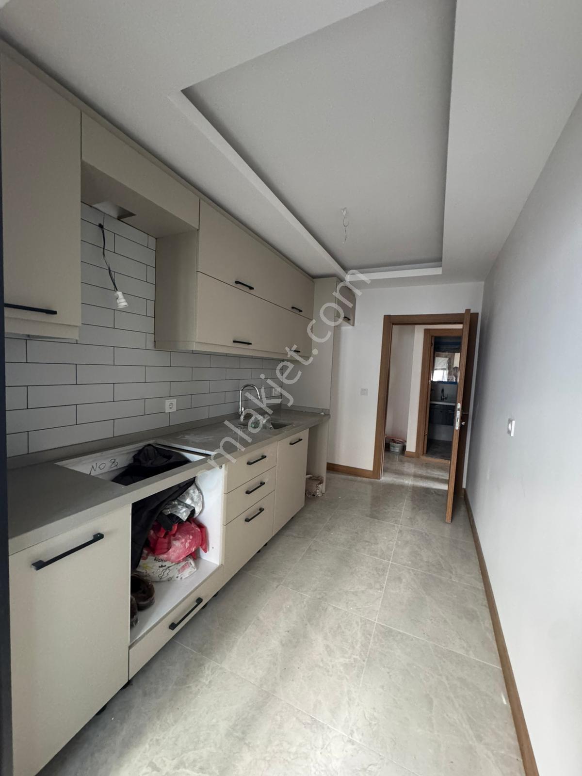 Bandırma Mavi Emlaktan Yeni Mahallede 2+0 Satılık Daire — fotoğraf 4