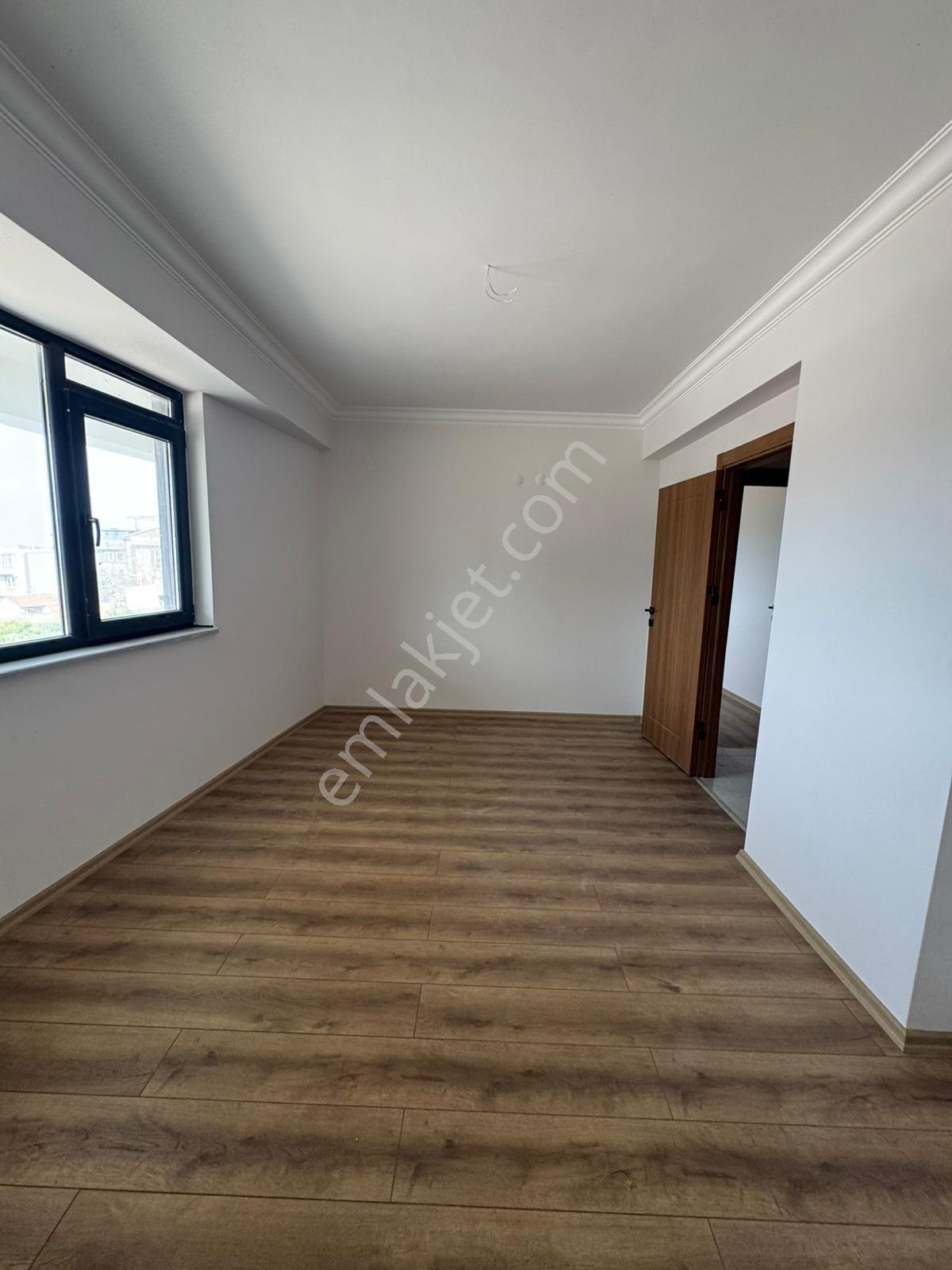 Bandırma Mavi Emlaktan Yeni Mahallede 2+0 Satılık Daire — fotoğraf 11