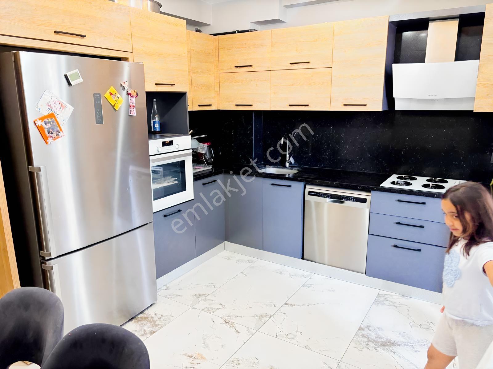 Çamlıtepe'de Satılık 2.5+1 Lüx Daire — fotoğraf 12