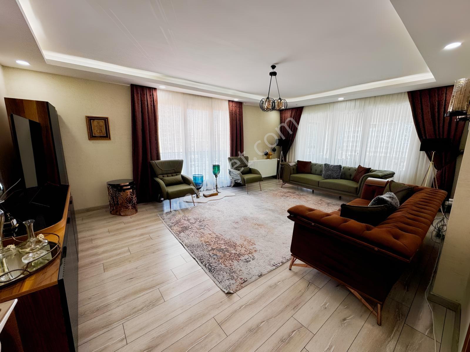 Mehmet Zengin'den K.limitsiz Kaymakamlık Yakını 2 Bloklu Sitede — fotoğraf 3