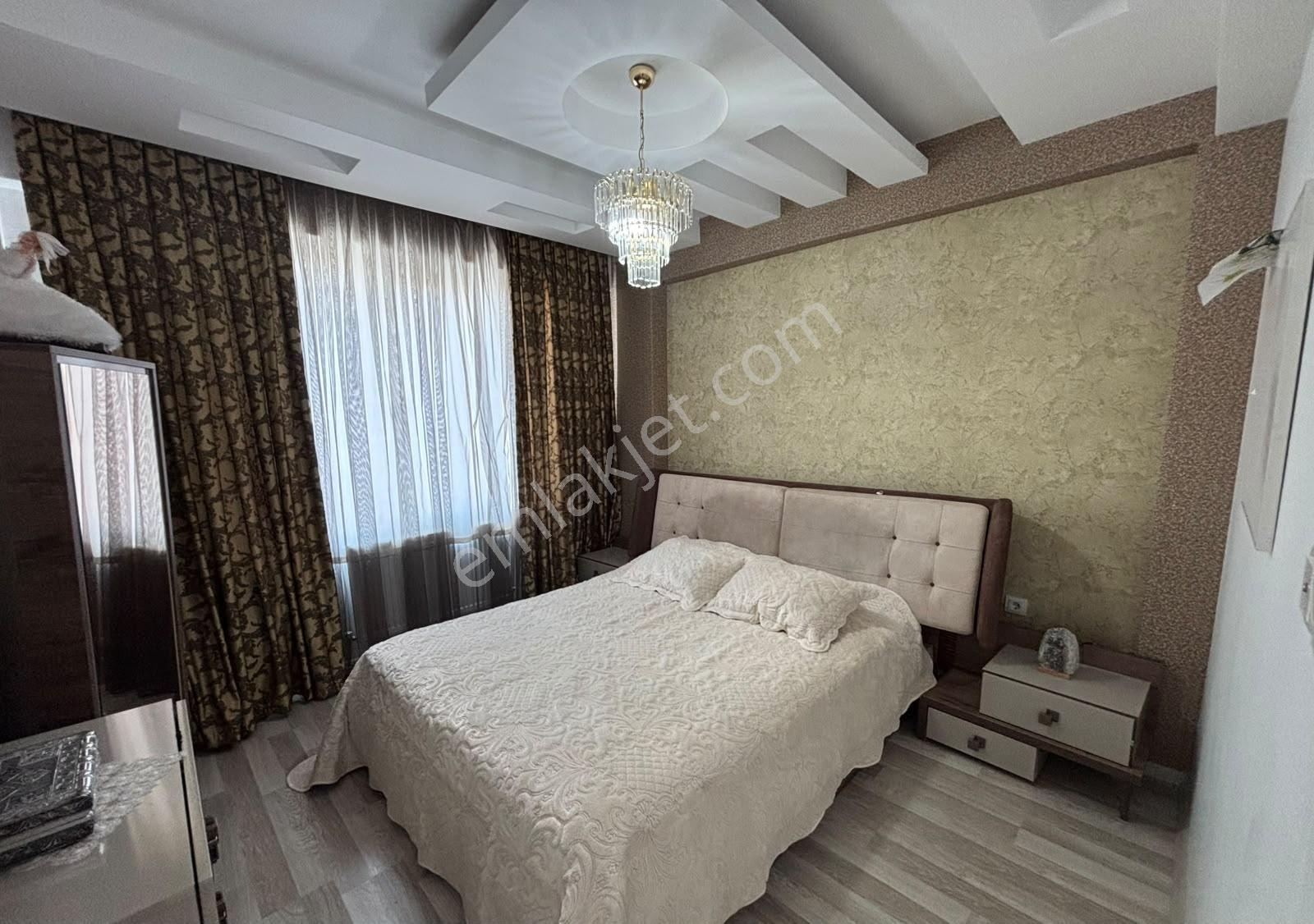 Cg Bağcılar Gökuşağı Villaları Arkası Acil Satılık 2+1 Daire — fotoğraf 6
