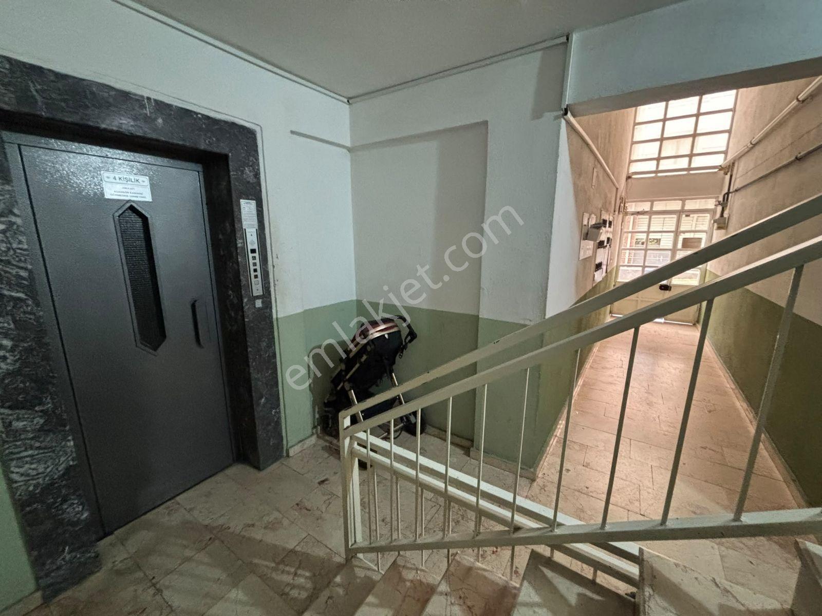 Nilüfer Fethiye Merkezde 130 M² Geniş 3+1 | 3 Balkonlu — fotoğraf 2