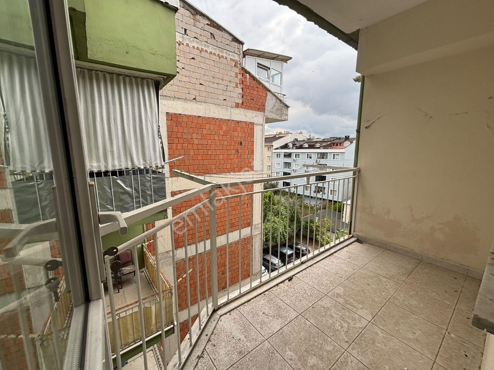 Nilüfer Fethiye Merkezde 130 M² Geniş 3+1 | 3 Balkonlu — fotoğraf 16