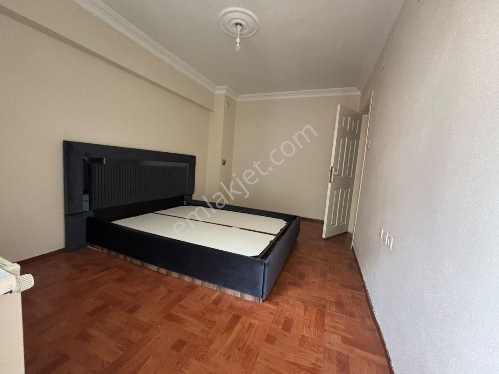 Nilüfer Fethiye Merkezde 130 M² Geniş 3+1 | 3 Balkonlu — fotoğraf 18