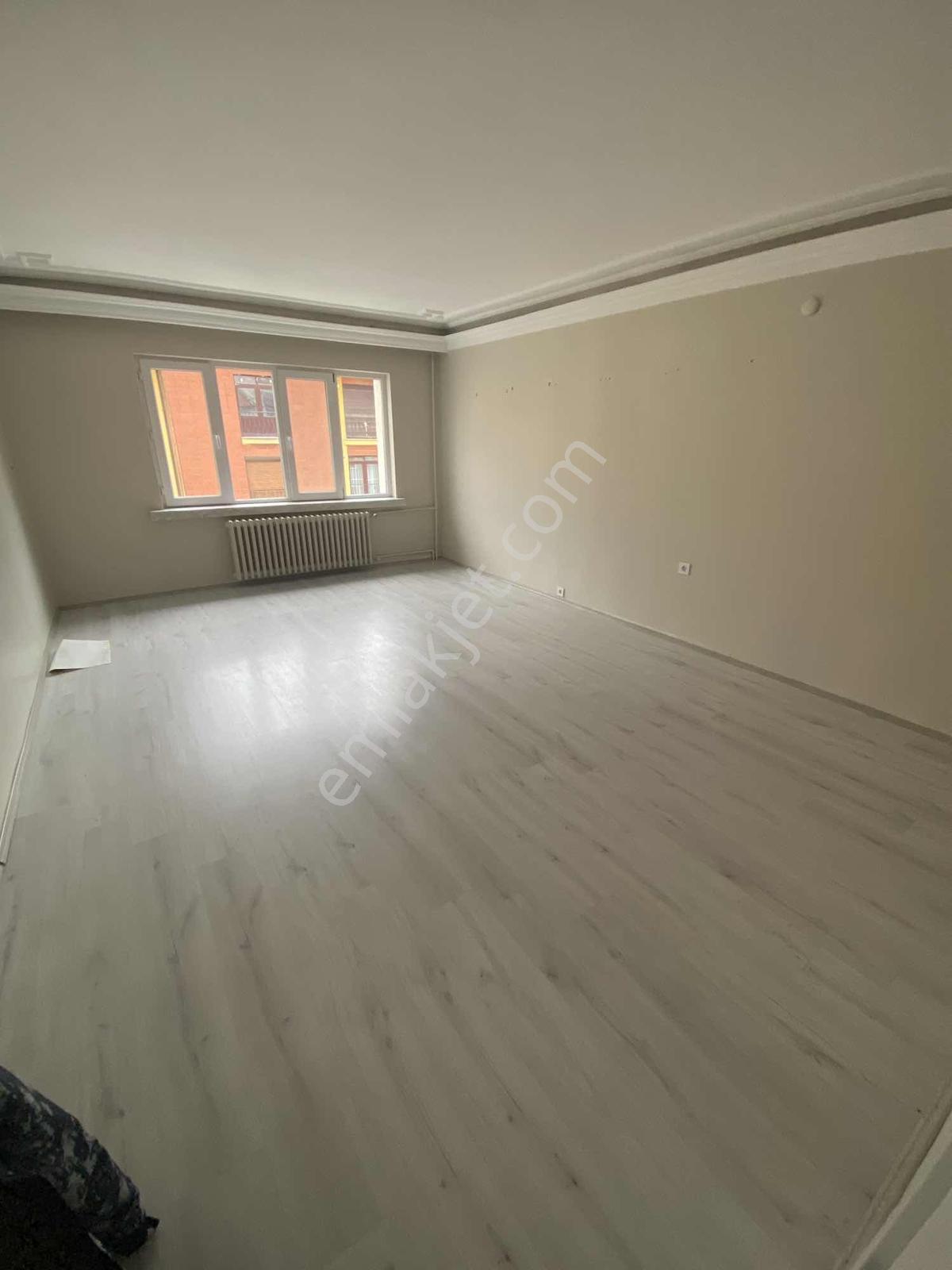 Vişnelik Mah İş Bankası Arası Satılık 3+1 Daire — fotoğraf 9