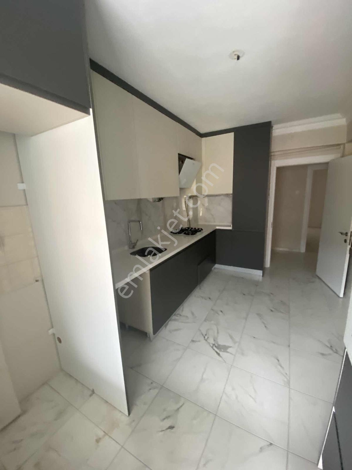 Vişnelik Mah İş Bankası Arası Satılık 3+1 Daire — fotoğraf 12