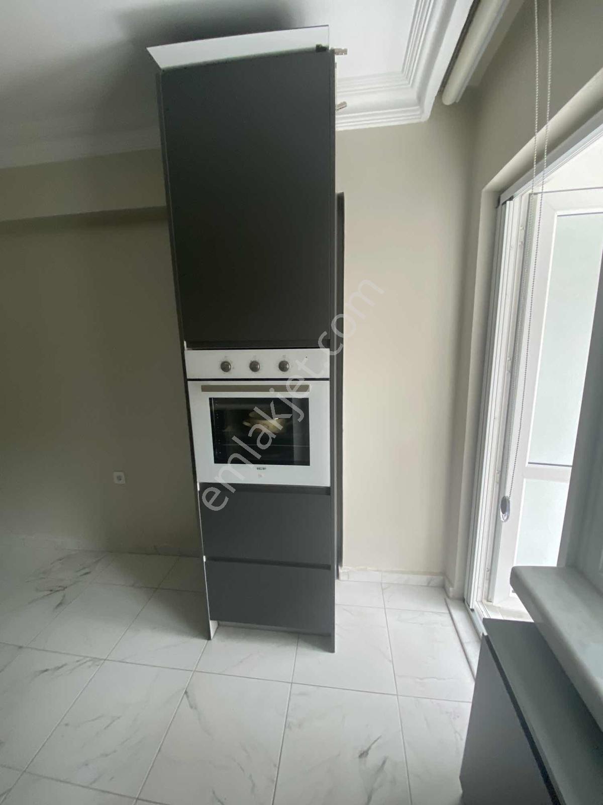 Vişnelik Mah İş Bankası Arası Satılık 3+1 Daire — fotoğraf 13